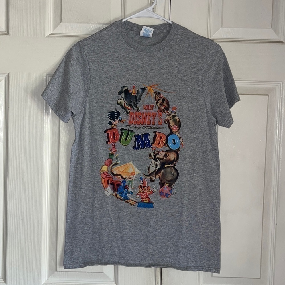 Dumbo Vintage Movie Poster Gray Short Sleeve Tee - Picture 1 of 4